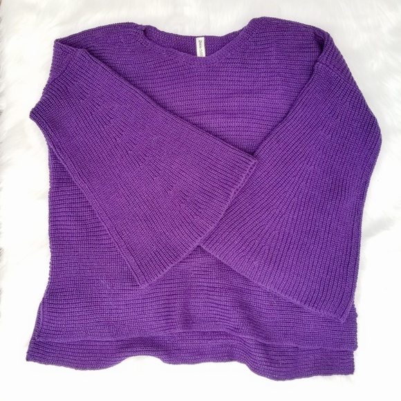 SOLD Purple Flared Sleeve Sweater - Picture 2 of 8